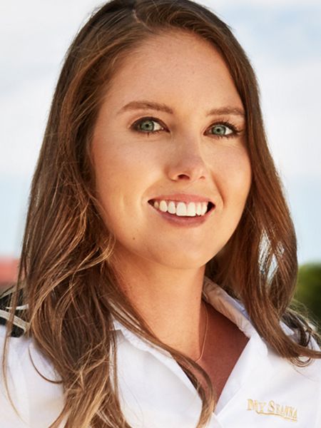 Isabelle Wouters: Facts on Below Deck Season 8 Cast