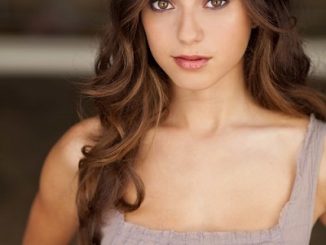 Keana Marie: 10 Facts  On Dash & Lily Actress