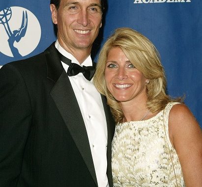 Holly Bankemper: 10 Facts On Cris Collinsworth Wife