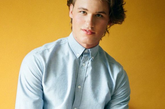 Dylan Playfair Age And Height: Facts On Letterkenny Actor