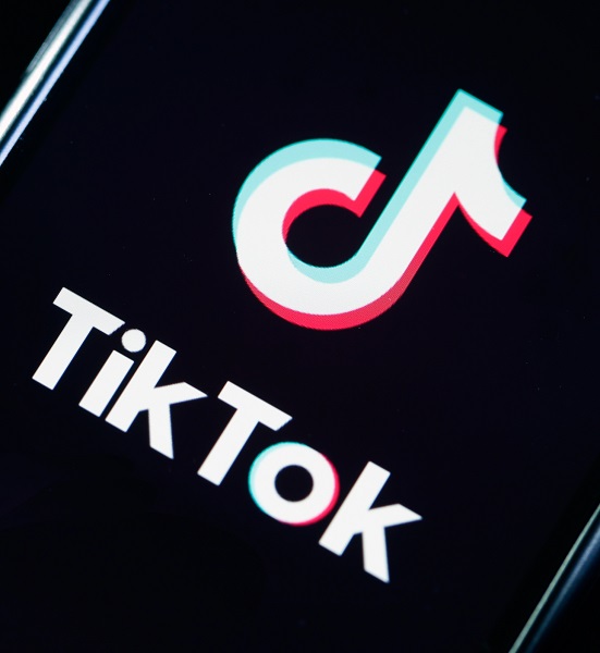 What Is Vampire Teeth Filter Tiktok? How To Get The Vampire Filter – Step By Step