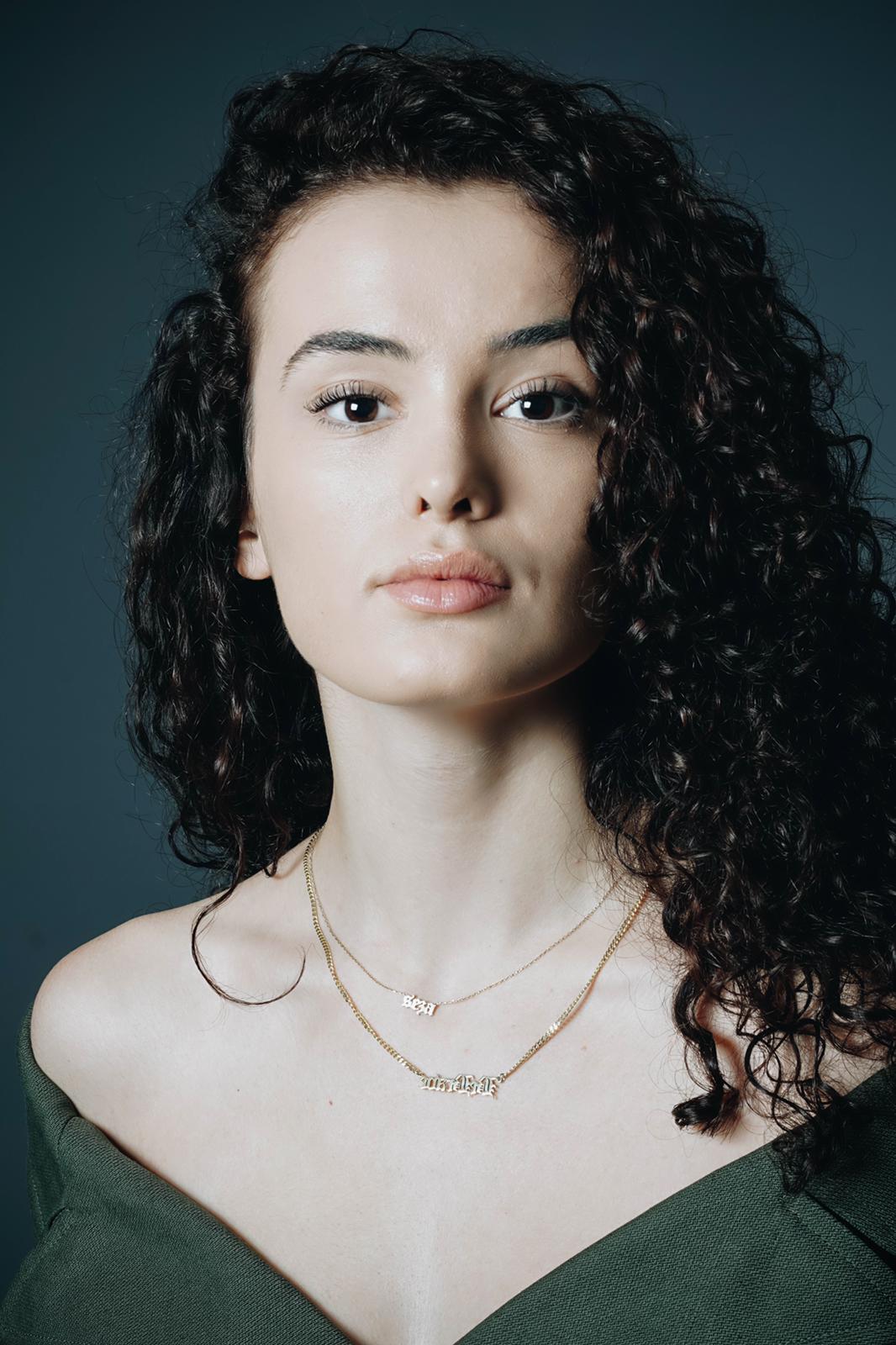 Sezanur Sözer Turkish Actress
