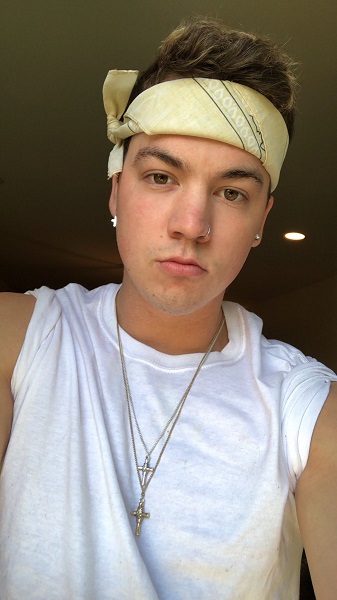 Is Taylor Caniff Gay Or Bisexual? Homophobic Comments Explained