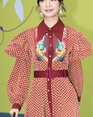 Ah Young South Korean Singer, Actress