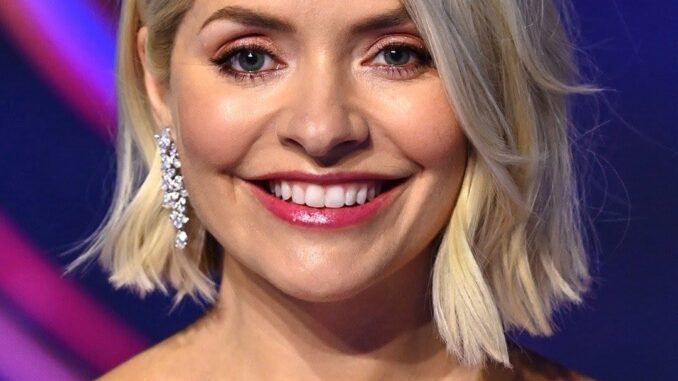 Holly Willoughby - Biography, Height & Life Story